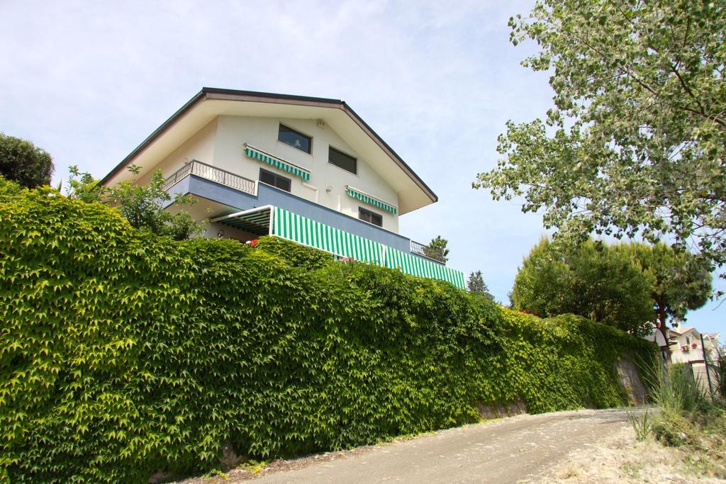 The Incantation Guest House Montesilvano Marina Eksteriør billede